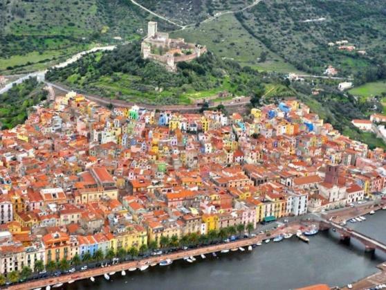 Su Casciu Bed & Breakfast Bosa Eksteriør bilde